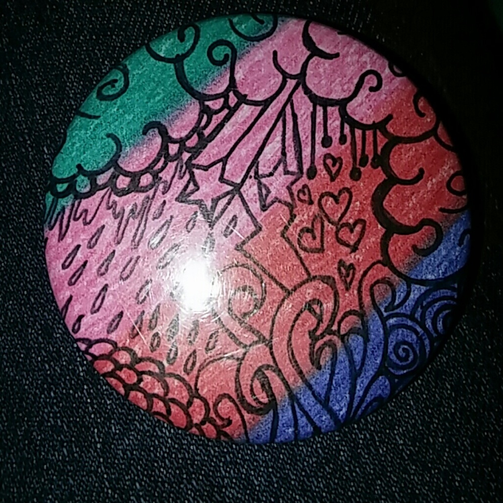 A pin of art?